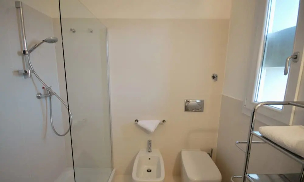 Bright sea View Apartment