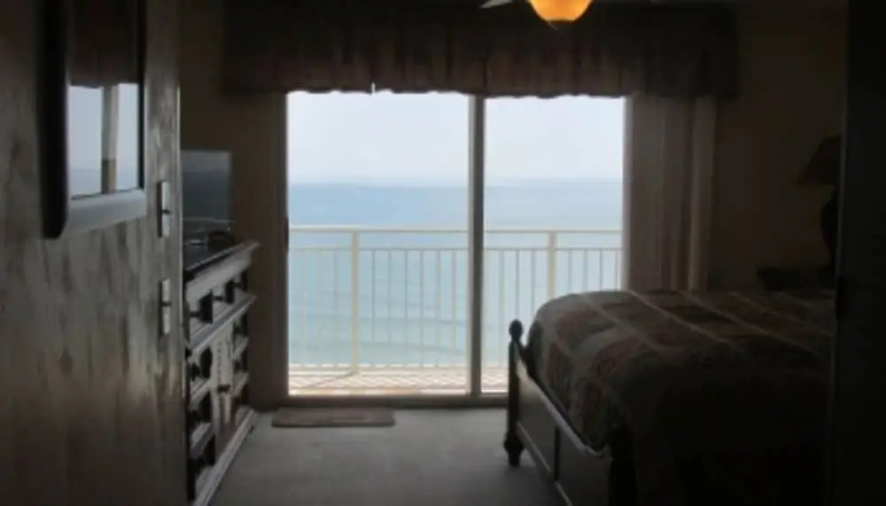 Direct Oceanfront with Superior Ocean Views - 2 BR 2 BA - Grand Coquin
