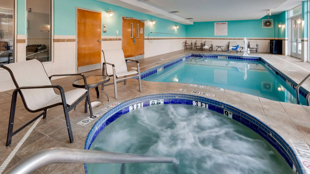 Отель City Express by Marriott Pooler Savannah Airport