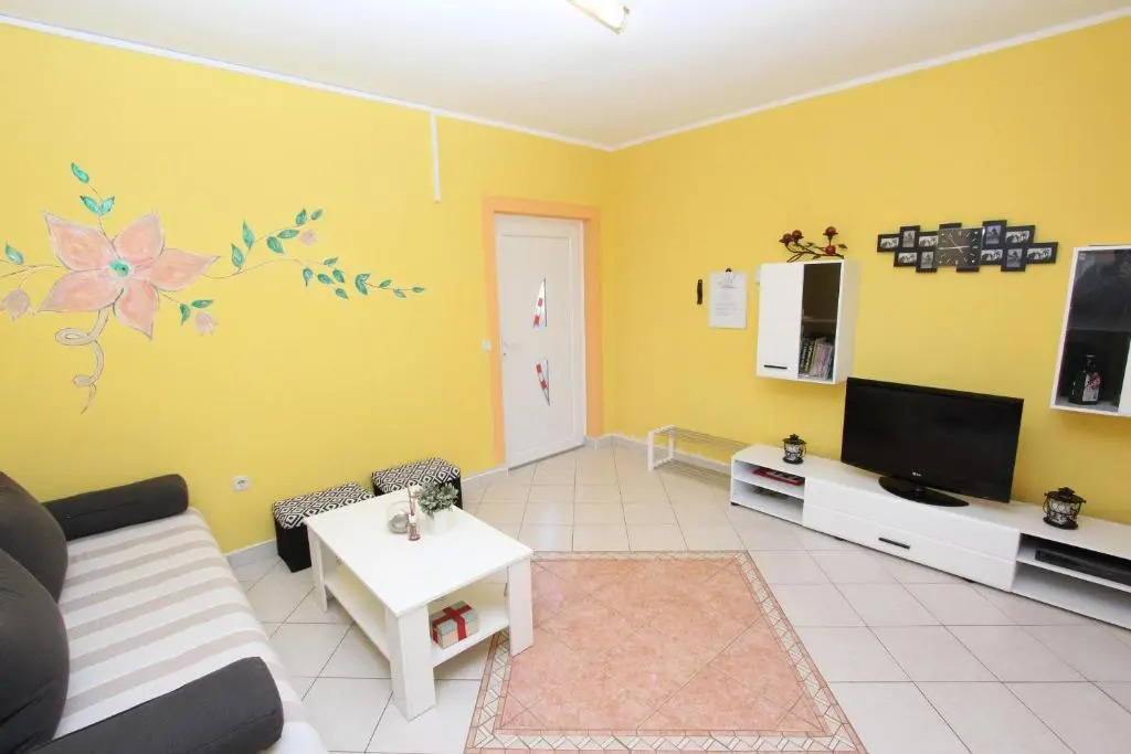 Apartments Rozi