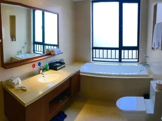 Xinglun International Apartment (Foshan Meidi Wuhu Shop)