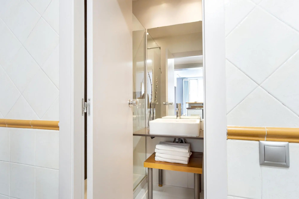 MIRO K · New apartment located in safe and central Eixample