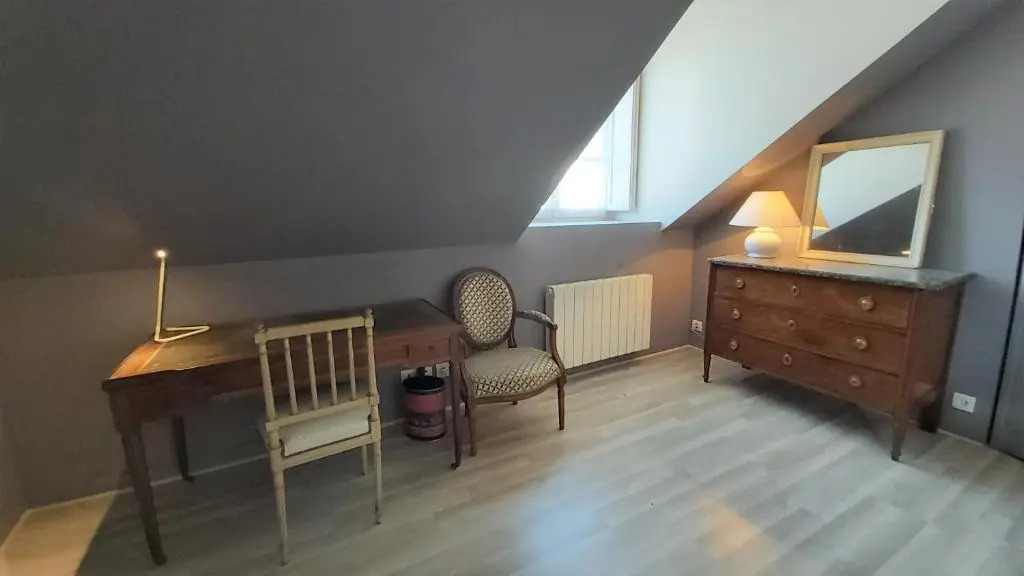 LE 17 duplex quartier Cathedrale parking privé