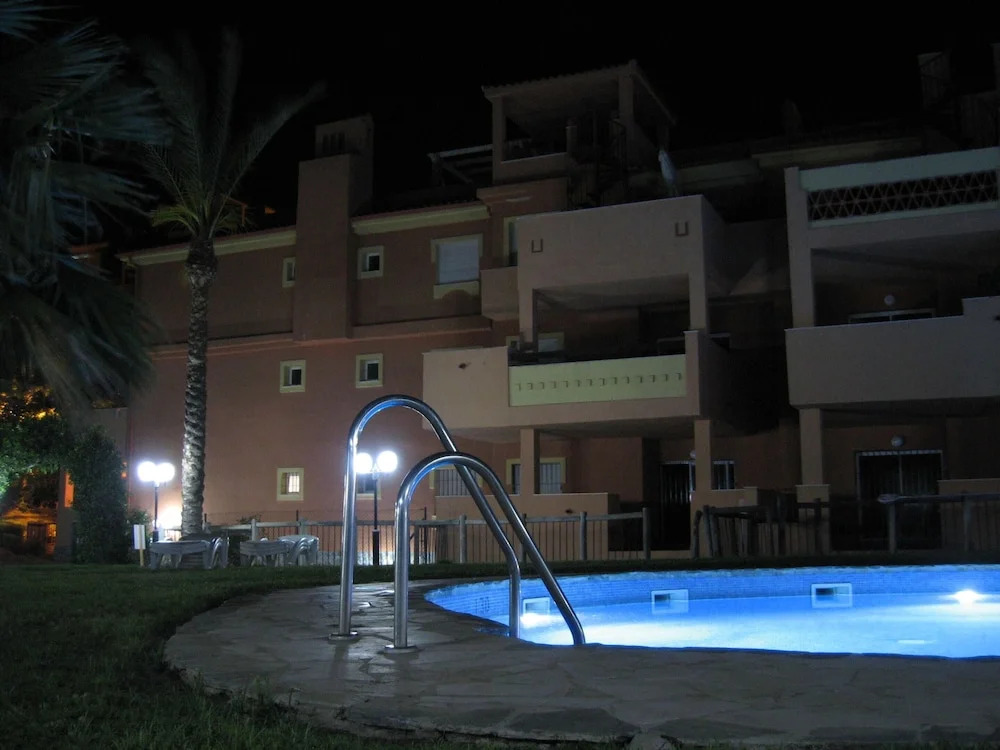 Apartment with 2 Bedrooms in Marbella, with Shared Pool And Enclosed Garden - 2 Km From the Beach