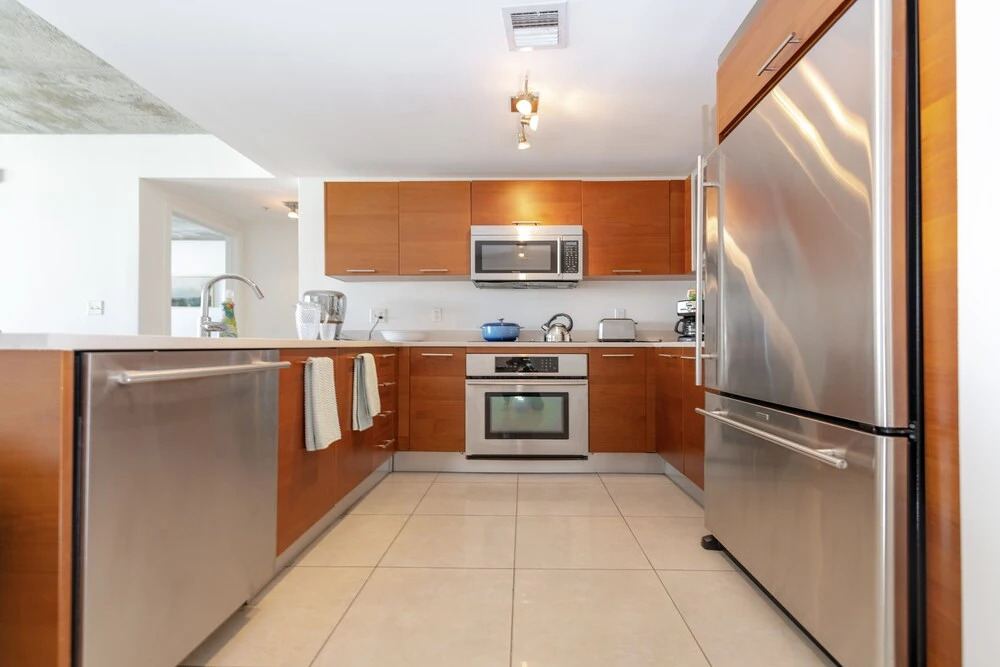 Miami World Rental - Midtown 820