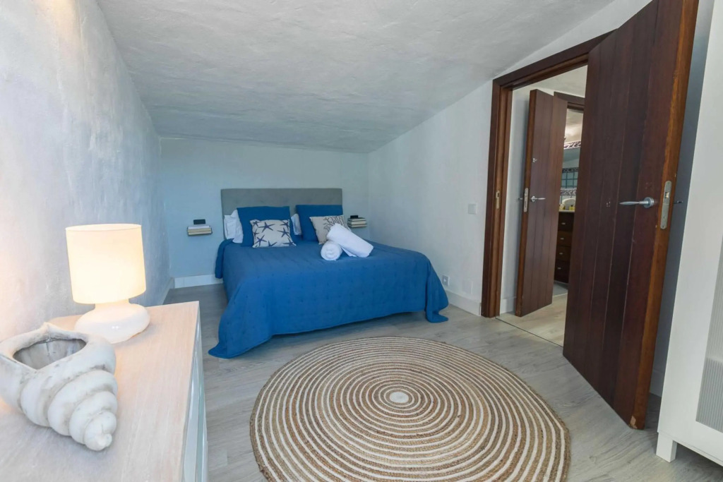 Stylish 5-Bdrs Duplex/Penthouse - Heart Of P.Banus