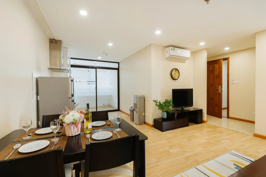 HB Serviced Apartment - 121B Quan Hoa