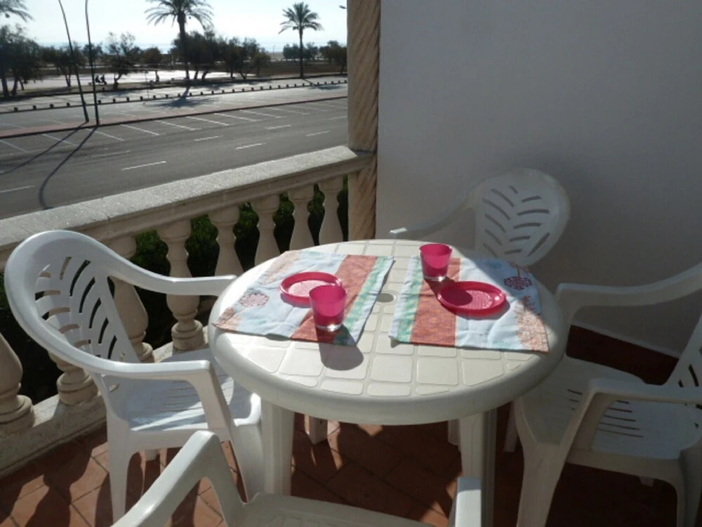 285-apartamento,1ª Linea de Playa con Parking