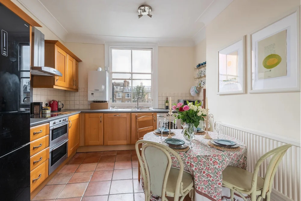Panoramic Family Home in Maida Vale