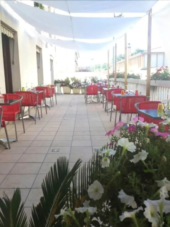 Logis Hôtels - Hôtel et Restaurant Les Cordeliers