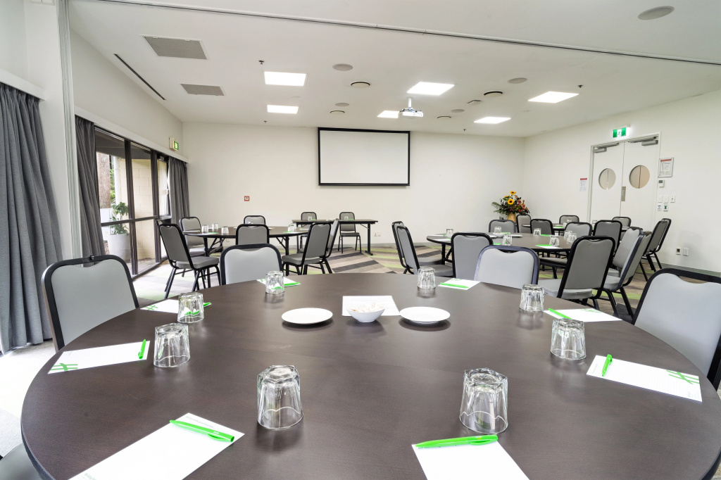Holiday Inn Auckland Airport by IHG