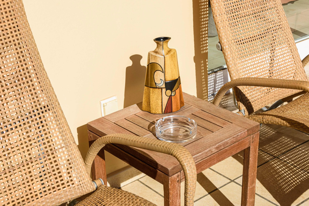 Malibu 6 -lux. 2BR Sea View Condo in Club la Costa