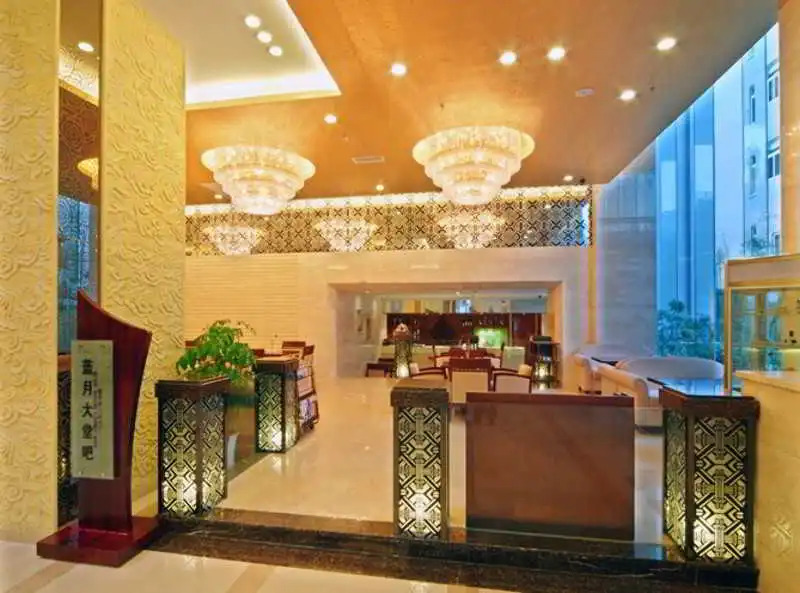 Seashine Hotel