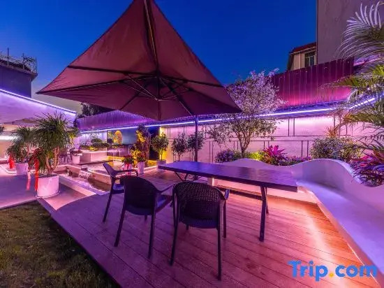 Mangli • Pf • Utop • Themed Homestay (Mangshi Plaza)