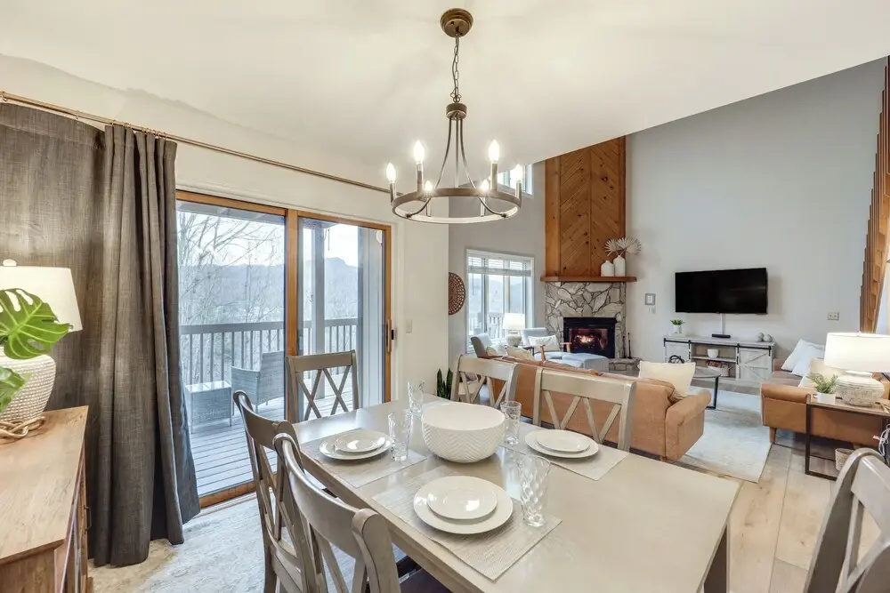 Sugar Mountain Chalet w/ Hot Tub & Ski Shuttle!