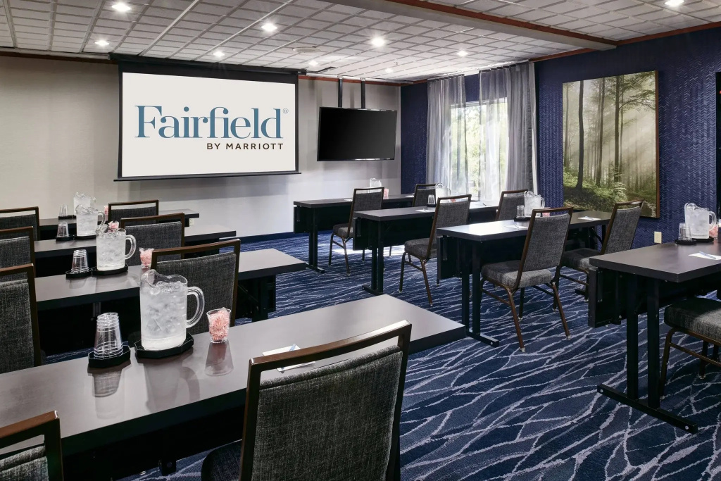 Fairfield Inn & Suites by Marriott Detroit Livonia