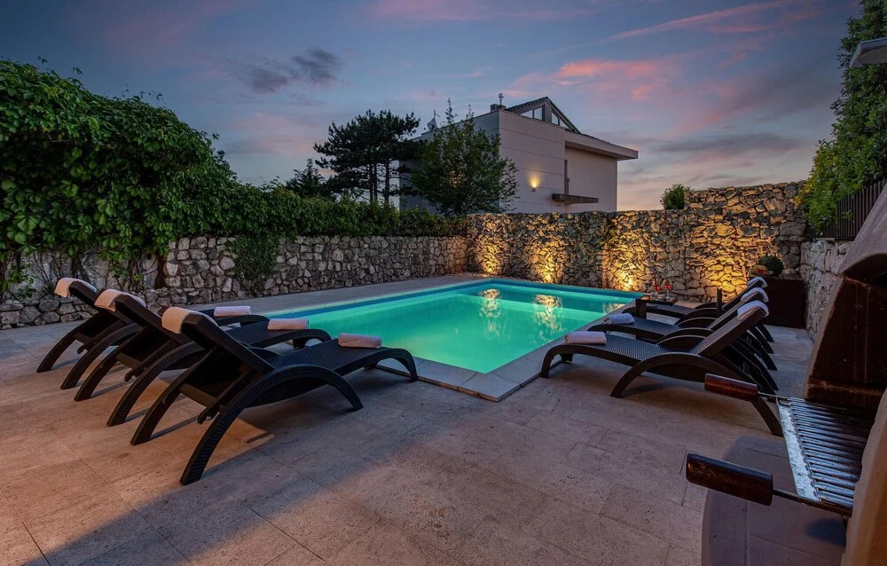 Awesome Home in Crikvenica With Wifi, 6 Bedrooms and Outdoor Swimming Pool