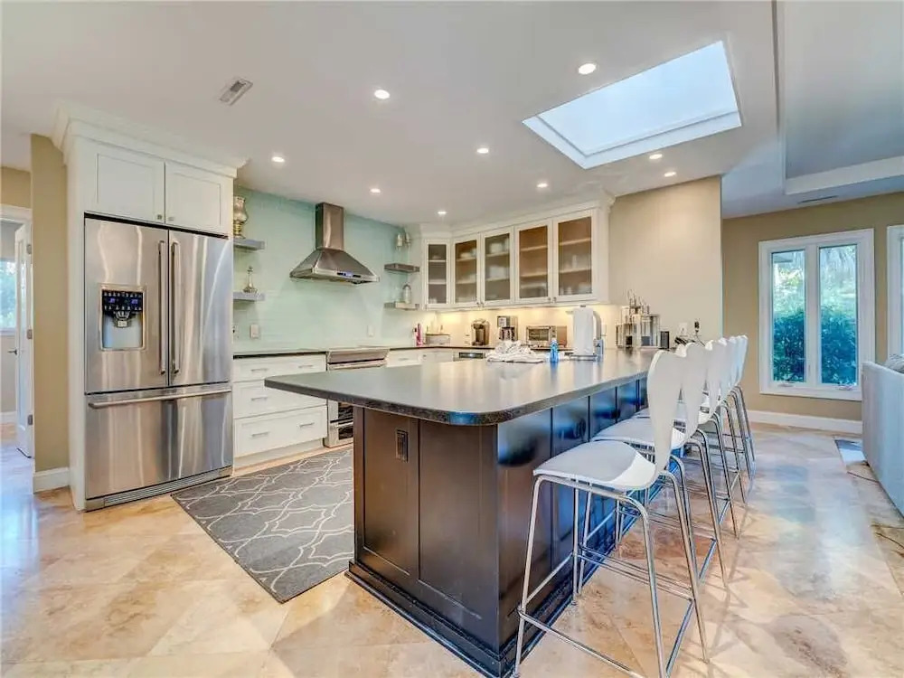 Jessamine 7, 3 bedrooms, Walk to Beach, Sleeps 8