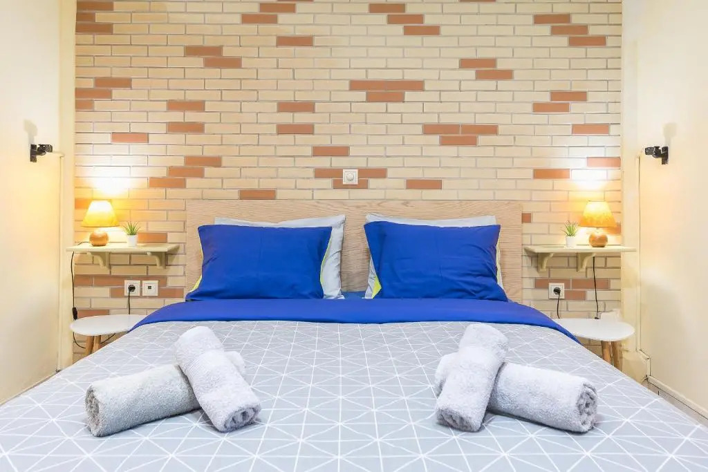 Amazing Apartment Pallini - Near Airport & Metro
