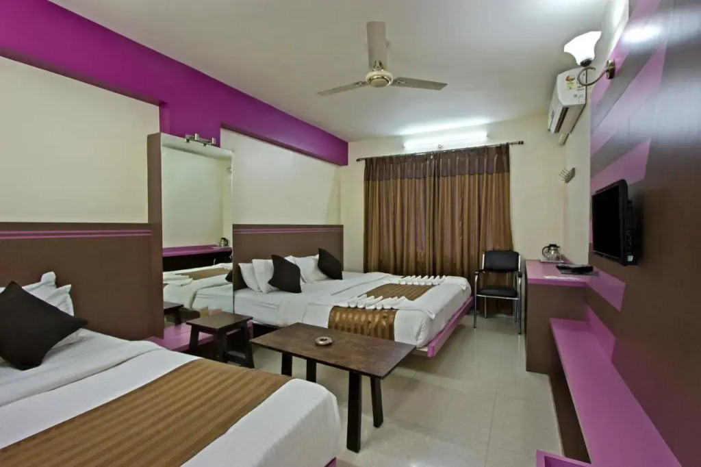 Mannars Residency