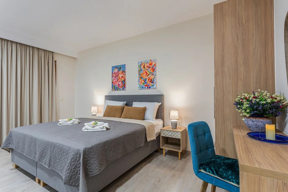 Gallery Art Apartment Chania Crete