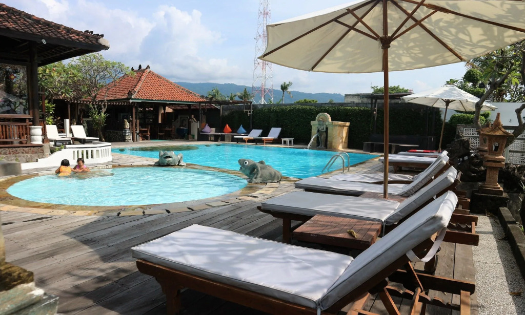 Bali Taman Lovina Resort & Spa Suites
