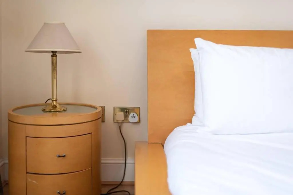 CAPITAL One Bedroom Flat Chelsea Cloisters 724