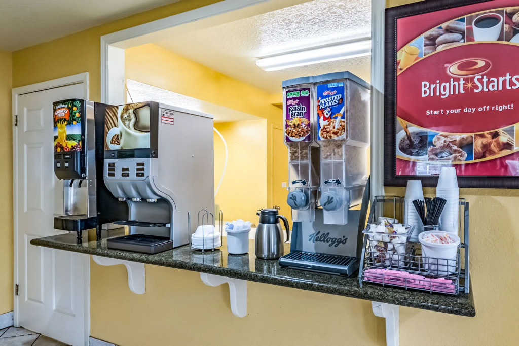 Econo Lodge Near Lackland Air Force Base-SeaWorld