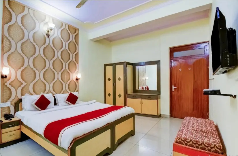 OYO 22110 Hotel Karni Palace