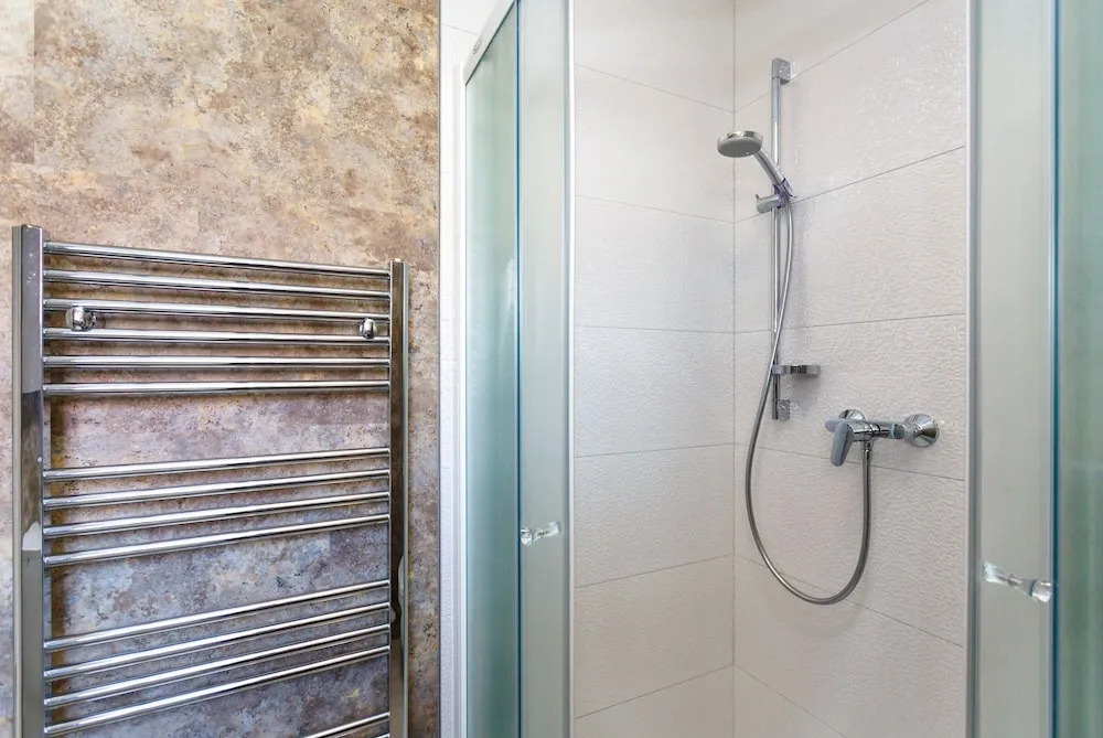 Apartment and Room Marija