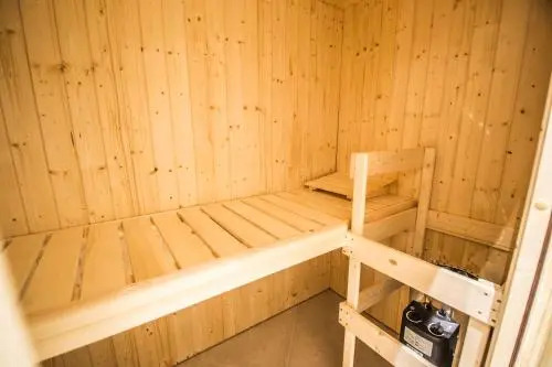 Ruterra Apt with Sauna and Billiards