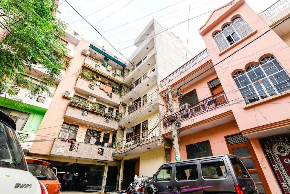 OYO 24298 KP Hotel