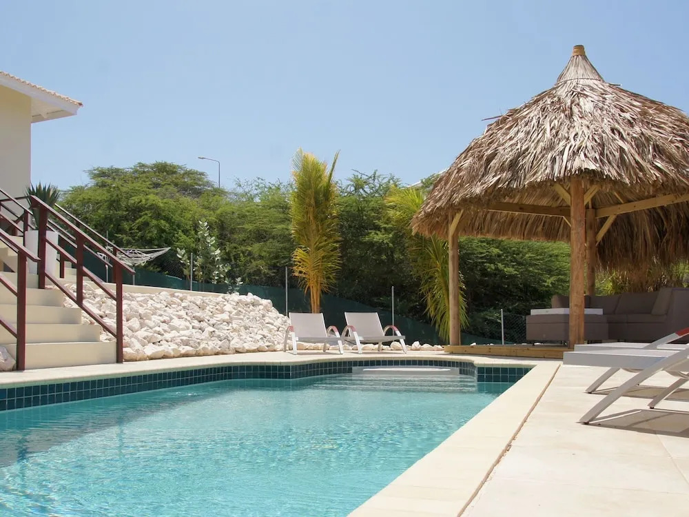 Spacious Villa With Phenomenal Views, Walking Distance to the Beach
