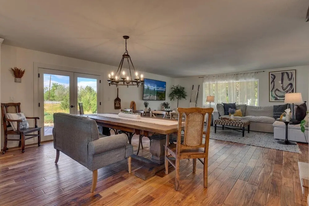 @ Marbella Lane - Eccentric 4BR Modern Ranch Home