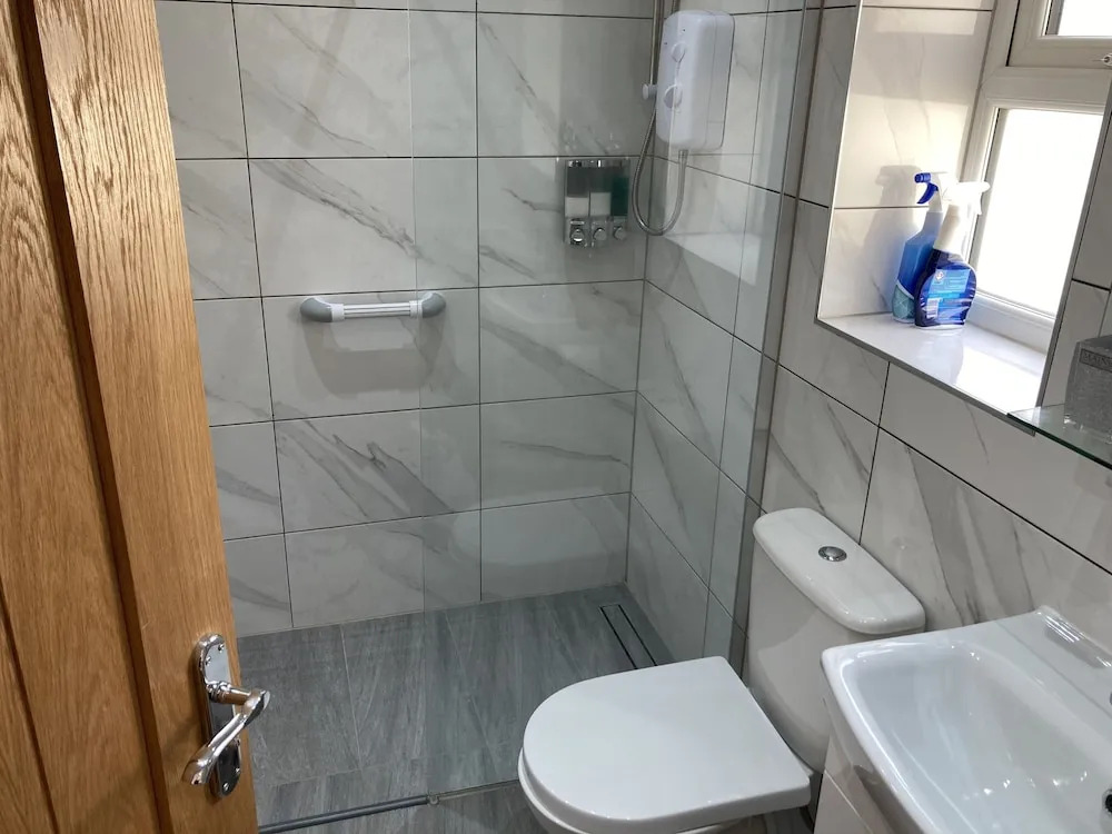 Private Self-contained Annex With Wifi & Parking