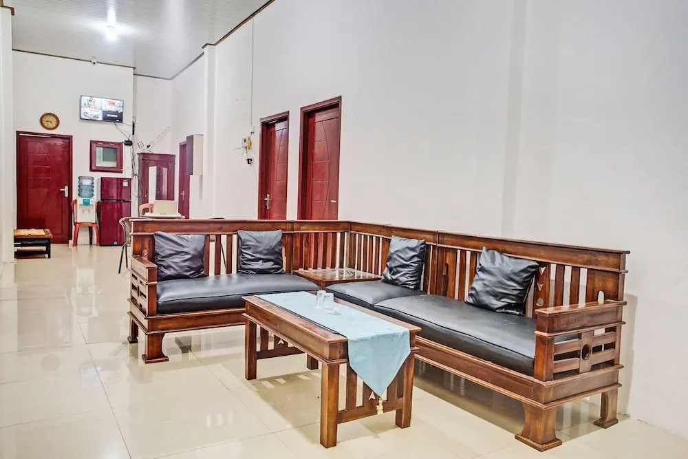 OYO LIFE 92034 Jay Homestay Syariah