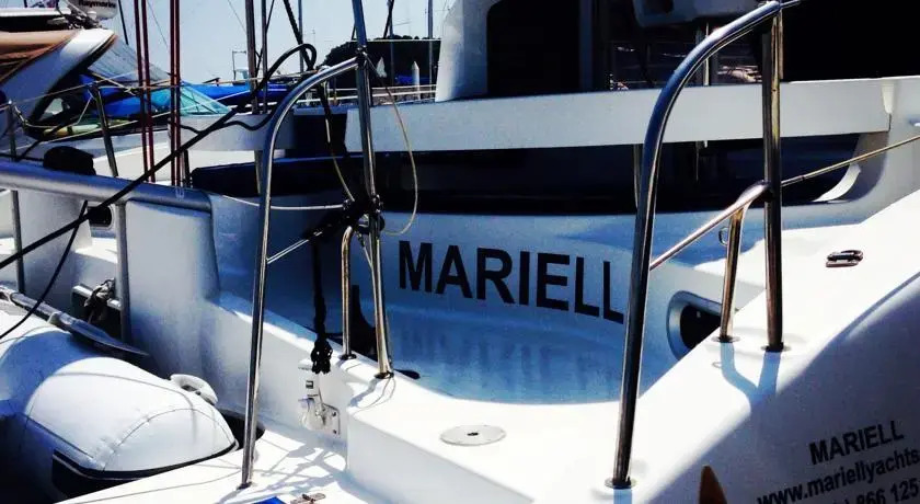 Yacht Charter Mariell Cat