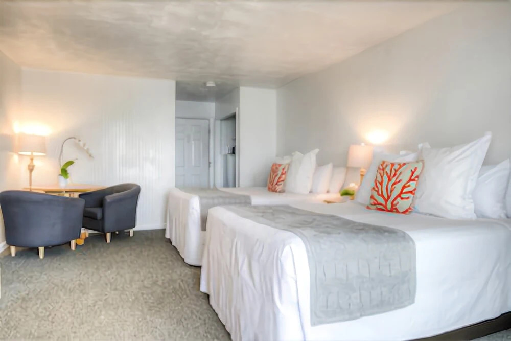 The Three Seasons Resort