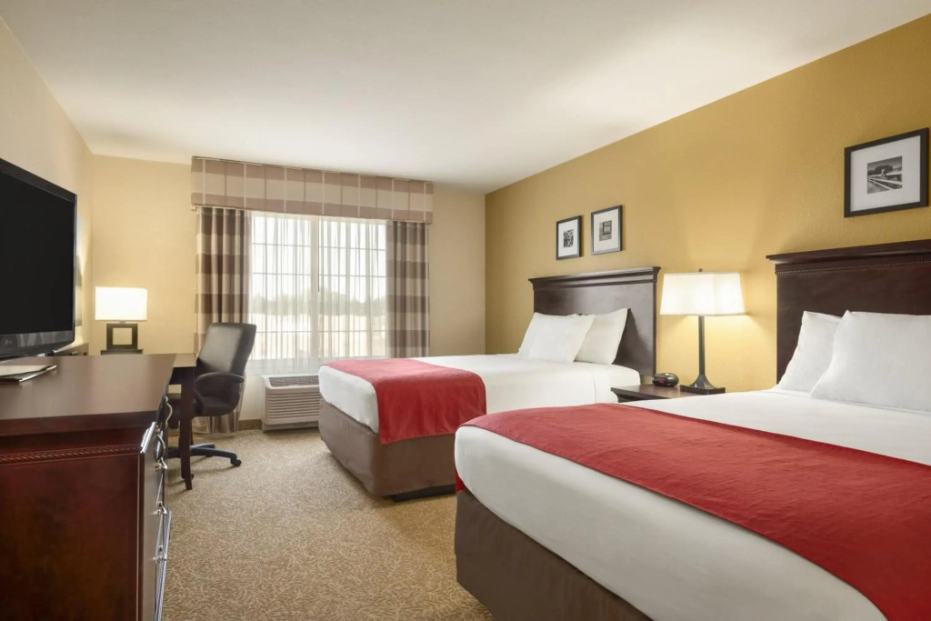 Country Inn & Suites by Radisson, Minot, ND