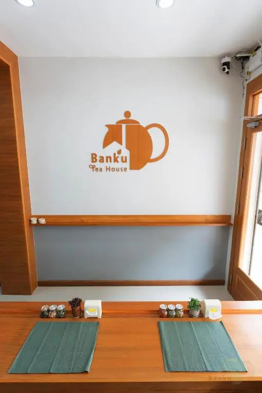 Banku Tea House - Adults Only