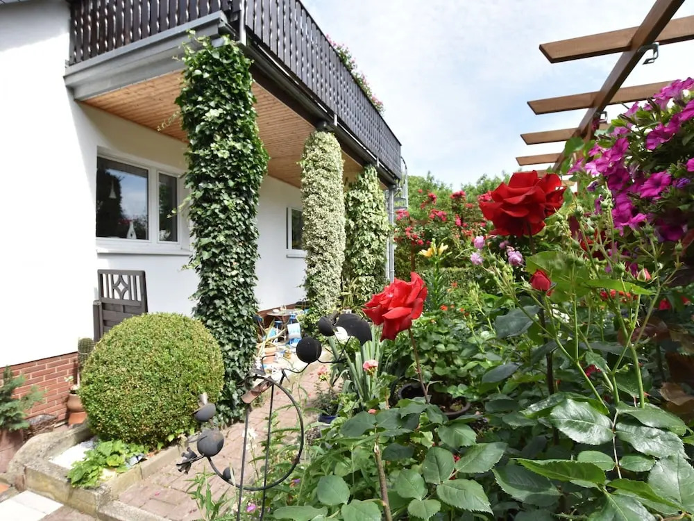 Apartment With Parasol in Sudstadt
