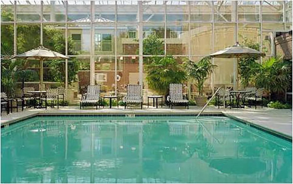 Ballys Baton Rouge Hotel