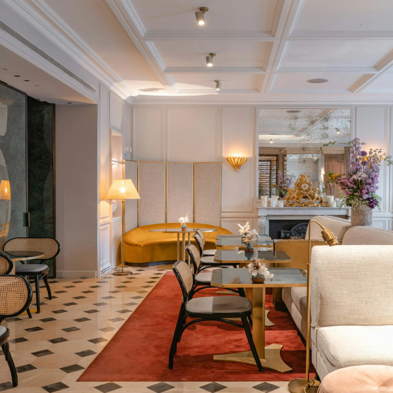 Grand Powers Hotel