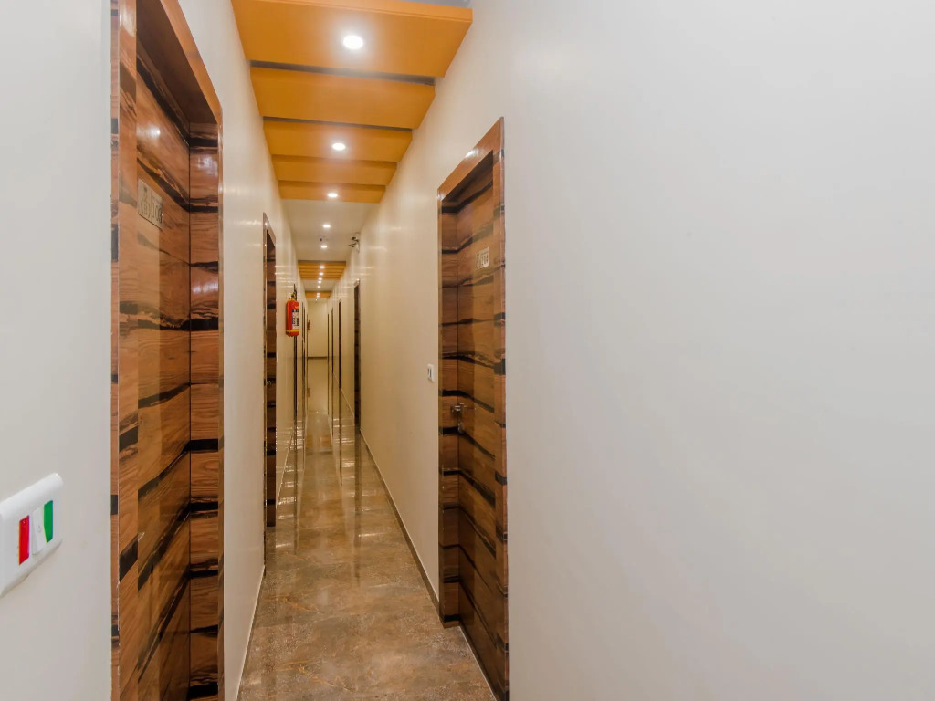 Hotel Royce Executive Near US Consulate, Bandra Kurla Complex