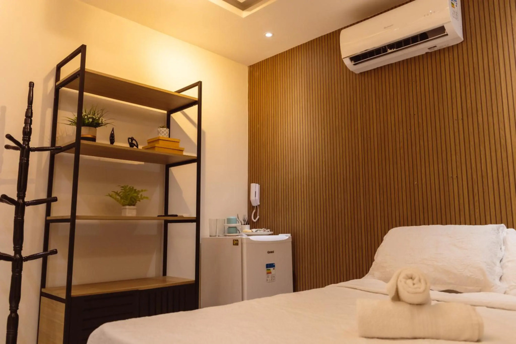 TEMPORADA737 Suite com Ar condicionado, wifi 300mbps, piscina