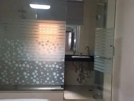 Guangde Jinchuan Business Hotel