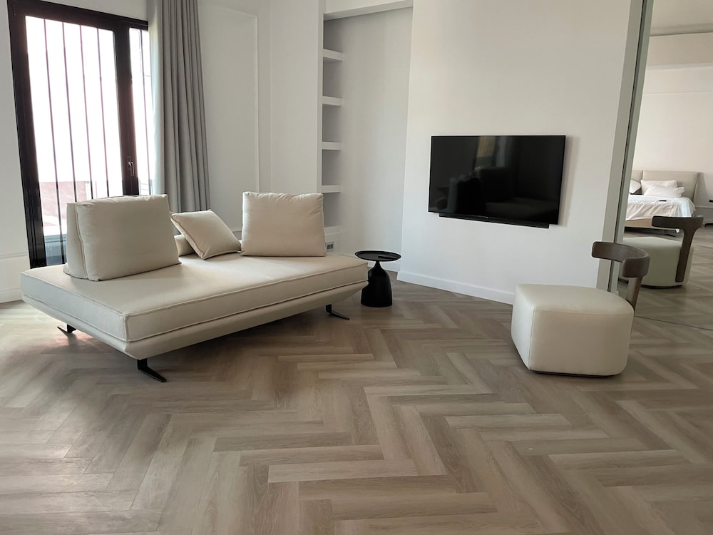 Maison7 - Acropolis