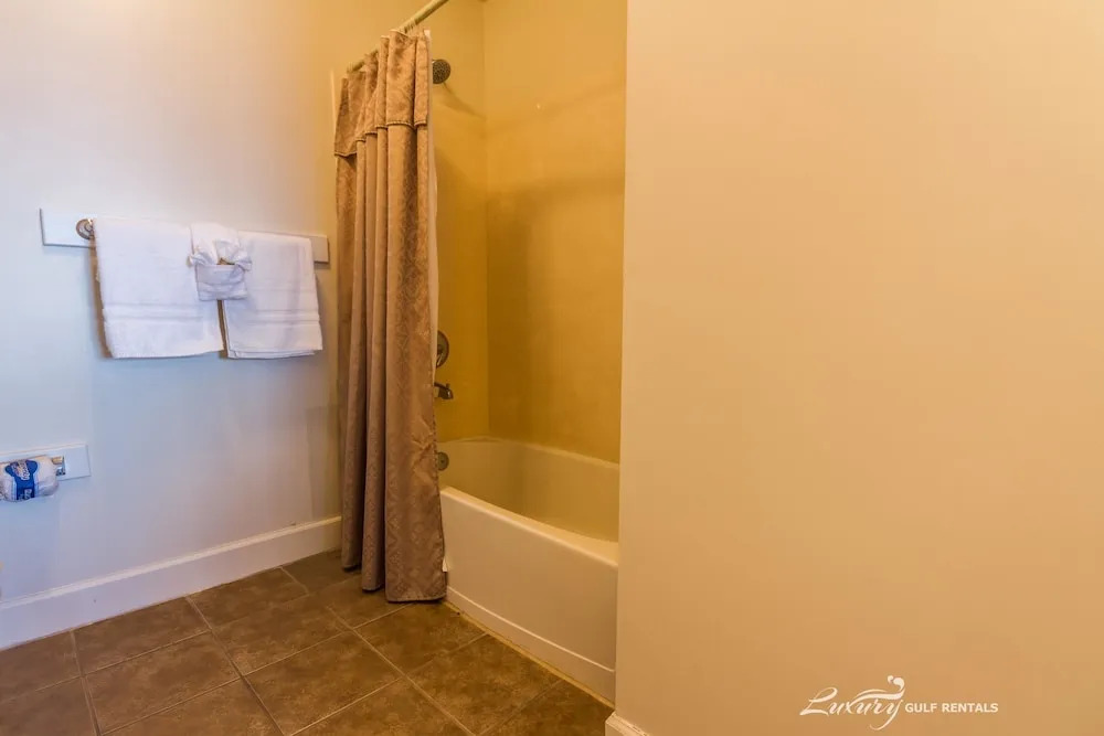 Seawind by Luxury Gulf Rentals