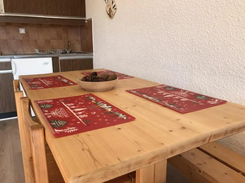 Appartement Corrençon-en-Vercors, 1 pièce, 4 personnes - FR-1-515-99