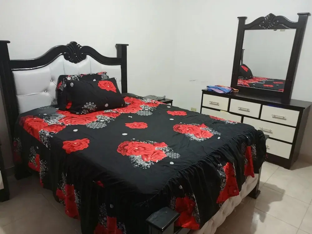 Apartamento de dos habitaciones Alameda